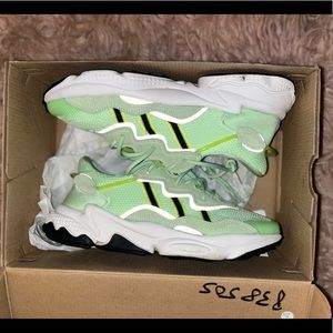 Adidas Oswego Green - worn once